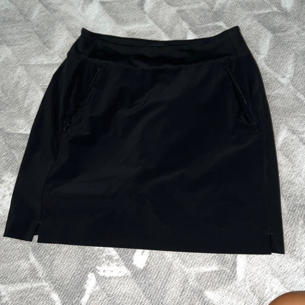 Athleta Soho Skort Size: 4Tall Color: Black. Great condition! Worn minimally